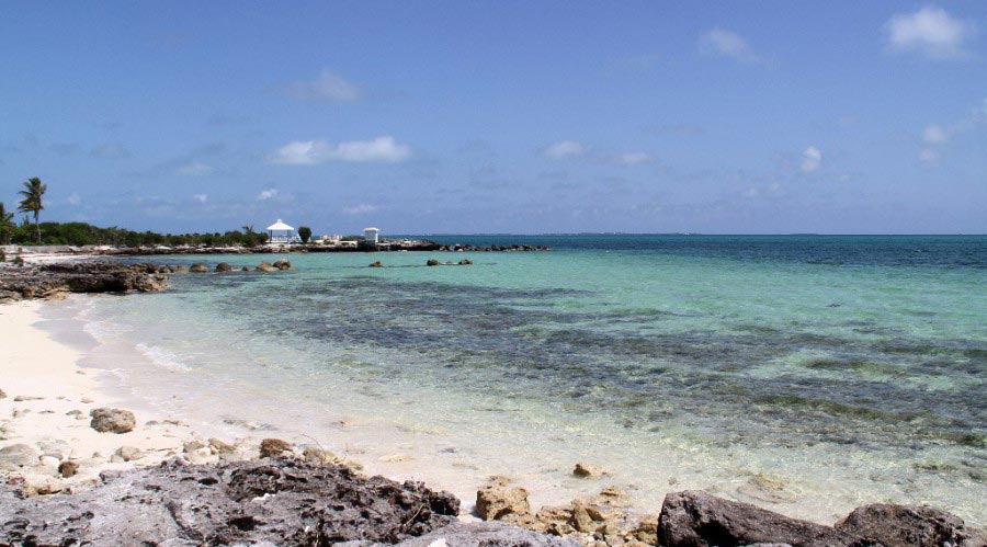 snapper_point_wide_beach__rocks