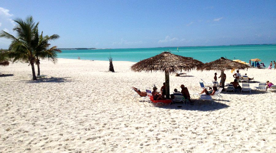 treasure_cay_beach